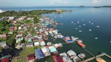 Kota Kinabalu, Sabah Malezya 14 Haziran 2022: Kota Kinabalu Şehir Merkezi Rıhtım ve Kordon Bölgesi