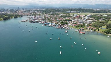 Kota Kinabalu, Sabah Malezya 14 Haziran 2022: Kota Kinabalu Şehir Merkezi Rıhtım ve Kordon Bölgesi