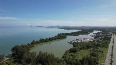 Kota Kinabalu, Sabah Malezya 14 Haziran 2022: Kota Kinabalu Şehir Merkezi Rıhtım ve Kordon Bölgesi