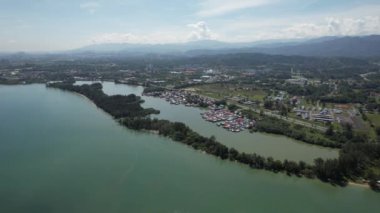 Kota Kinabalu, Sabah Malezya 14 Haziran 2022: Kota Kinabalu Şehir Merkezi Rıhtım ve Kordon Bölgesi