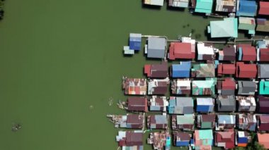 Kota Kinabalu, Sabah Malezya 14 Haziran 2022: Kota Kinabalu Şehir Merkezi Rıhtım ve Kordon Bölgesi