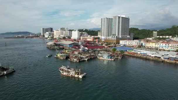 Kota Kinabalu Sabah Malaysia Juni 2022 Waterfront Och Esplanade Området — Stockvideo