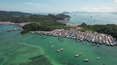 Gaya Adası 'ndaki Köylerin Sahnesi, Kota Kinabalu, Sabah Malezya