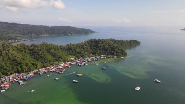 Scenario Dei Villaggi All Interno Gaya Island Kota Kinabalu Sabah — Video Stock