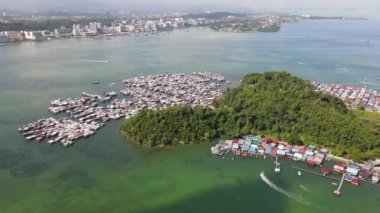 Gaya Adası 'ndaki Köylerin Sahnesi, Kota Kinabalu, Sabah Malezya