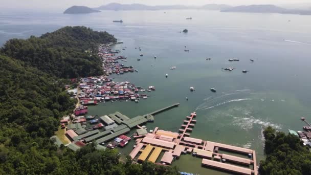 Paisaje Las Aldeas Dentro Isla Gaya Kota Kinabalu Sabah Malasia — Vídeo de stock