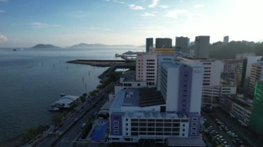 Kota Kinabalu, Sabah Malezya 14 Haziran 2022: Kota Kinabalu Şehir Merkezi Rıhtım ve Kordon Bölgesi