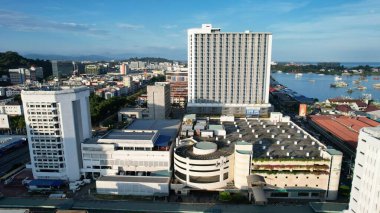 Kota Kinabalu, Sabah Malezya 14 Haziran 2022: Kota Kinabalu Şehir Merkezi Rıhtım ve Kordon Bölgesi