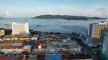 Kota Kinabalu, Sabah Malezya 14 Haziran 2022: Kota Kinabalu Şehir Merkezi Rıhtım ve Kordon Bölgesi
