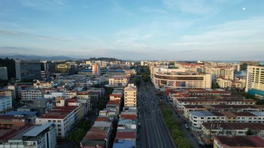 Kota Kinabalu, Sabah Malezya 14 Haziran 2022: Kota Kinabalu Şehir Merkezi Rıhtım ve Kordon Bölgesi