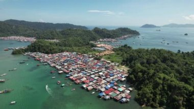 Kota Kinabalu, Sabah Malezya 14 Haziran 2022: Kota Kinabalu Şehir Merkezi Rıhtım ve Kordon Bölgesi