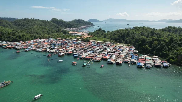 Kota Kinabalu, Sabah Malezya 14 Haziran 2022: Kota Kinabalu Şehir Merkezi Rıhtım ve Kordon Bölgesi
