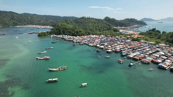 Kota Kinabalu, Sabah Malezya 14 Haziran 2022: Kota Kinabalu Şehir Merkezi Rıhtım ve Kordon Bölgesi