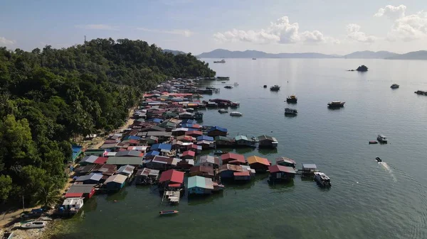Kota Kinabalu, Sabah Malezya 14 Haziran 2022: Kota Kinabalu Şehir Merkezi Rıhtım ve Kordon Bölgesi