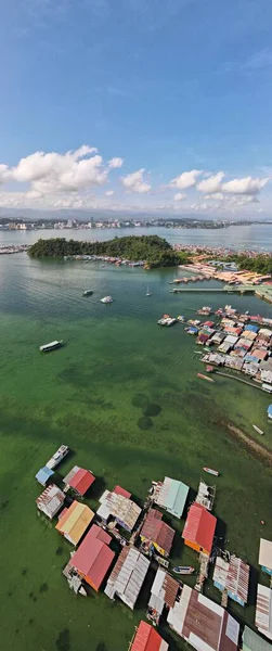 Kota Kinabalu, Sabah Malezya 14 Haziran 2022: Kota Kinabalu Şehir Merkezi Rıhtım ve Kordon Bölgesi