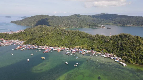 Kota Kinabalu, Sabah Malezya 14 Haziran 2022: Kota Kinabalu Şehir Merkezi Rıhtım ve Kordon Bölgesi