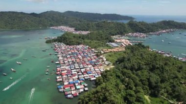 Kota Kinabalu, Sabah Malezya 14 Haziran 2022: Kota Kinabalu Şehir Merkezi Rıhtım ve Kordon Bölgesi