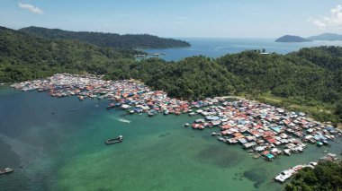 Kota Kinabalu, Sabah Malezya 14 Haziran 2022: Kota Kinabalu Şehir Merkezi Rıhtım ve Kordon Bölgesi