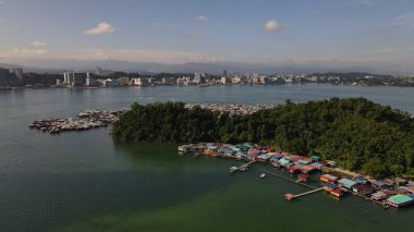 Kota Kinabalu, Sabah Malezya 14 Haziran 2022: Kota Kinabalu Şehir Merkezi Rıhtım ve Kordon Bölgesi