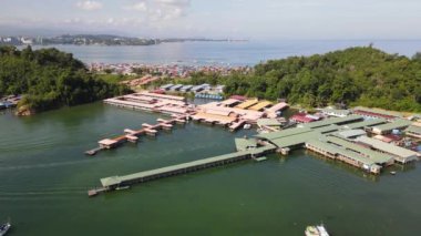 Kota Kinabalu, Sabah Malezya 14 Haziran 2022: Kota Kinabalu Şehir Merkezi Rıhtım ve Kordon Bölgesi