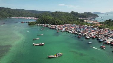 Kota Kinabalu, Sabah Malezya 14 Haziran 2022: Kota Kinabalu Şehir Merkezi Rıhtım ve Kordon Bölgesi