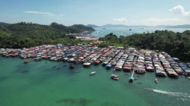 Kota Kinabalu, Sabah Malezya 14 Haziran 2022: Kota Kinabalu Şehir Merkezi Rıhtım ve Kordon Bölgesi