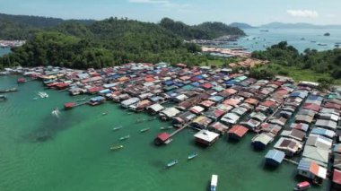 Kota Kinabalu, Sabah Malezya 14 Haziran 2022: Kota Kinabalu Şehir Merkezi Rıhtım ve Kordon Bölgesi