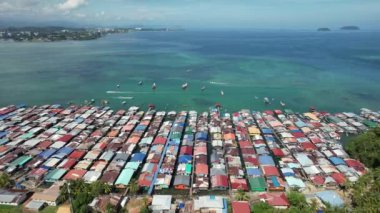 Kota Kinabalu, Sabah Malezya 14 Haziran 2022: Kota Kinabalu Şehir Merkezi Rıhtım ve Kordon Bölgesi