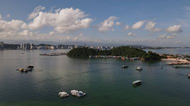 Kota Kinabalu, Sabah Malezya 14 Haziran 2022: Kota Kinabalu Şehir Merkezi Rıhtım ve Kordon Bölgesi