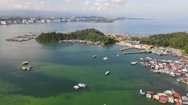 Kota Kinabalu, Sabah Malezya 14 Haziran 2022: Kota Kinabalu Şehir Merkezi Rıhtım ve Kordon Bölgesi