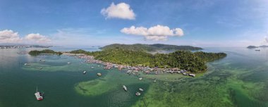 Kota Kinabalu, Sabah Malezya 14 Haziran 2022: Kota Kinabalu Şehir Merkezi Rıhtım ve Kordon Bölgesi