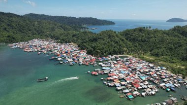 Kota Kinabalu, Sabah Malezya 14 Haziran 2022: Kota Kinabalu Şehir Merkezi Rıhtım ve Kordon Bölgesi