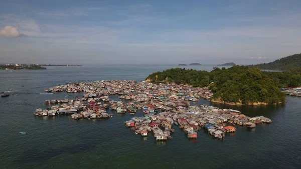 Kota Kinabalu, Sabah Malezya 14 Haziran 2022: Kota Kinabalu Şehir Merkezi Rıhtım ve Kordon Bölgesi