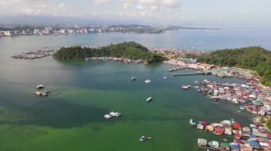 Kota Kinabalu, Sabah Malezya 14 Haziran 2022: Kota Kinabalu Şehir Merkezi Rıhtım ve Kordon Bölgesi