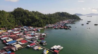 Kota Kinabalu, Sabah Malezya 14 Haziran 2022: Kota Kinabalu Şehir Merkezi Rıhtım ve Kordon Bölgesi