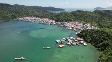 Kota Kinabalu, Sabah Malezya 14 Haziran 2022: Kota Kinabalu Şehir Merkezi Rıhtım ve Kordon Bölgesi