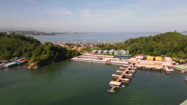 Kota Kinabalu, Sabah Malezya 14 Haziran 2022: Kota Kinabalu Şehir Merkezi Rıhtım ve Kordon Bölgesi