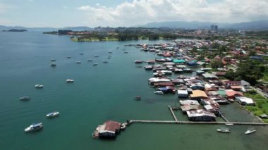 Kota Kinabalu, Sabah Malezya 14 Haziran 2022: Kota Kinabalu Şehir Merkezi Rıhtım ve Kordon Bölgesi