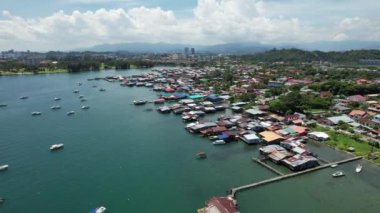 Kota Kinabalu, Sabah Malezya 14 Haziran 2022: Kota Kinabalu Şehir Merkezi Rıhtım ve Kordon Bölgesi