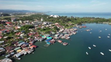 Kota Kinabalu, Sabah Malezya 14 Haziran 2022: Kota Kinabalu Şehir Merkezi Rıhtım ve Kordon Bölgesi