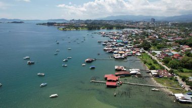 Kota Kinabalu, Sabah Malezya 14 Haziran 2022: Kota Kinabalu Şehir Merkezi Rıhtım ve Kordon Bölgesi