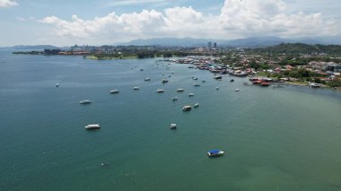 Kota Kinabalu, Sabah Malezya 14 Haziran 2022: Kota Kinabalu Şehir Merkezi Rıhtım ve Kordon Bölgesi