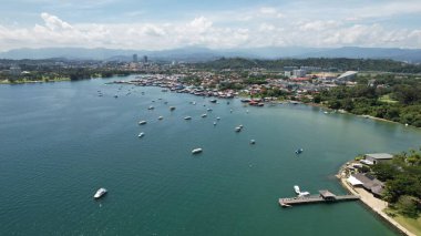 Kota Kinabalu, Sabah Malezya 14 Haziran 2022: Kota Kinabalu Şehir Merkezi Rıhtım ve Kordon Bölgesi