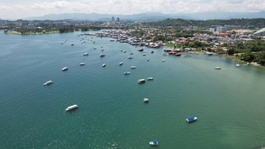 Kota Kinabalu, Sabah Malezya 14 Haziran 2022: Kota Kinabalu Şehir Merkezi Rıhtım ve Kordon Bölgesi