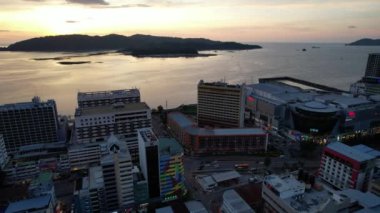 Kota Kinabalu, Sabah Malezya 14 Haziran 2022: Kota Kinabalu Şehir Merkezi Rıhtım ve Kordon Bölgesi