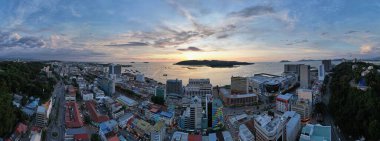 Kota Kinabalu, Sabah Malezya 14 Haziran 2022: Kota Kinabalu Şehir Merkezi Rıhtım ve Kordon Bölgesi