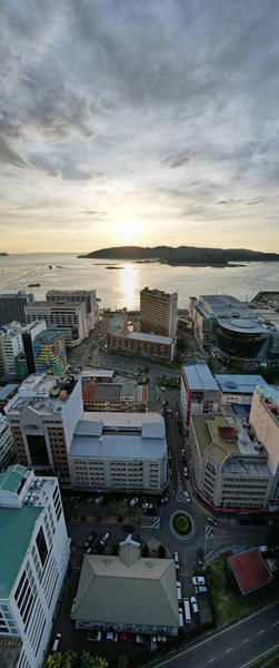 Kota Kinabalu, Sabah Malezya 14 Haziran 2022: Kota Kinabalu Şehir Merkezi Rıhtım ve Kordon Bölgesi