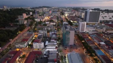 Kota Kinabalu, Sabah Malezya 14 Haziran 2022: Kota Kinabalu Şehir Merkezi Rıhtım ve Kordon Bölgesi