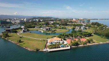 Kota Kinabalu, Sabah Malezya 14 Haziran 2022: Kota Kinabalu Şehir Merkezi Rıhtım ve Kordon Bölgesi