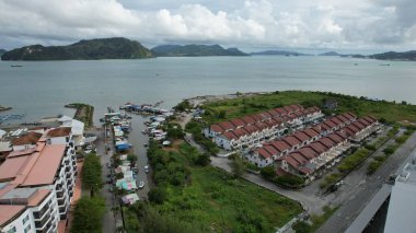 Langkawi 'nin Kent Simgeleri, Plajları ve Turist Çekimleri